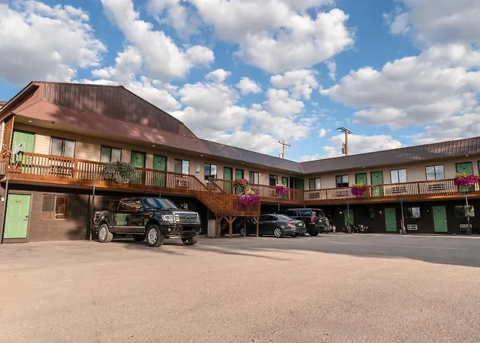 Riviera Motor Hotel