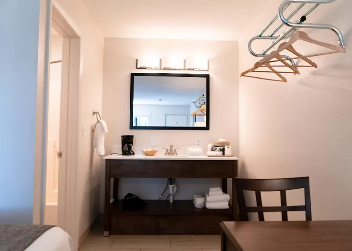 Riviera Motor 3*